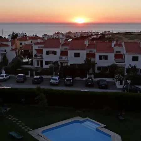 Amoreira Pool And Beach